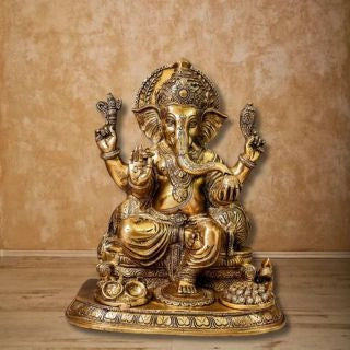 Lord Ganesha Sitting On Base (Big)