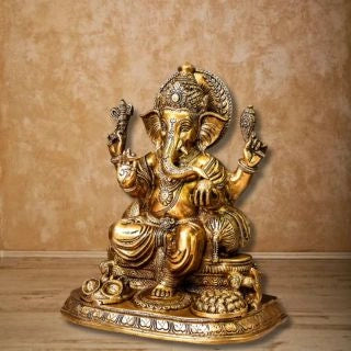 Lord Ganesha Sitting On Base (Big)